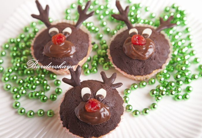 Новогодние капкейки "Олени"