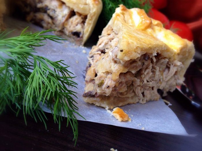 Турт с курицей и грибами (TOURTE AU POULET ET CHAMPIGNONS)