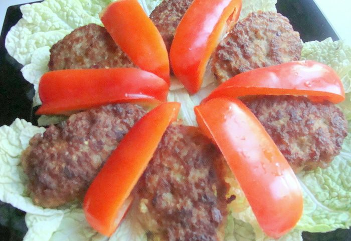 Экономичные котлеты с оригинальным вкусом