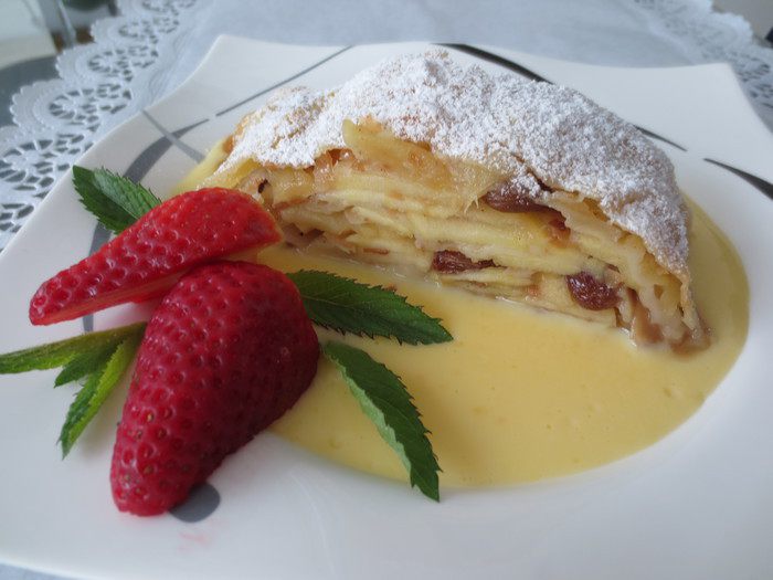 Австрийский яблочный штрудель