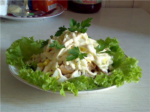 Салат "Курица на черносливе"