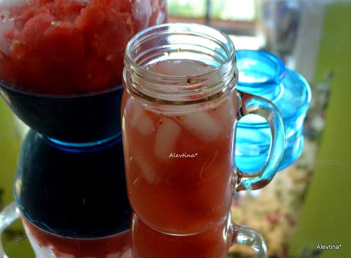 Арбузно-имбирный освежающий напиток (Watermelon-Ginger Agua Fresca)