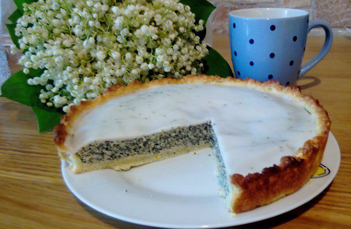 Маково-лимонный пай (Lemon poppy seed pie)