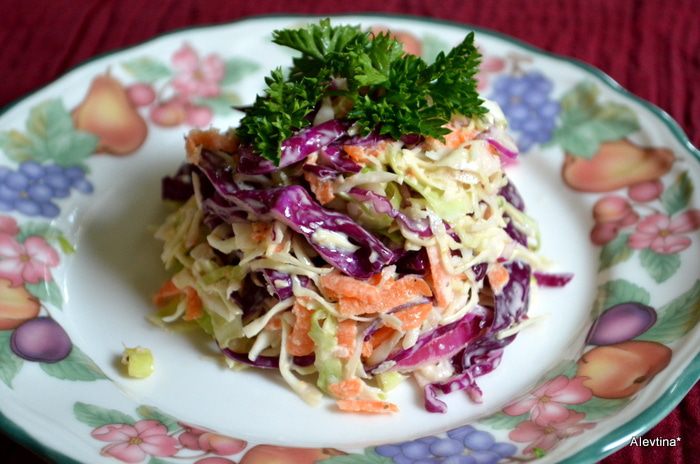 Пряный салат из капусты (Coleslaw)