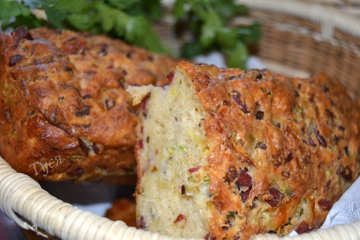 Пикантный закусочный кекс