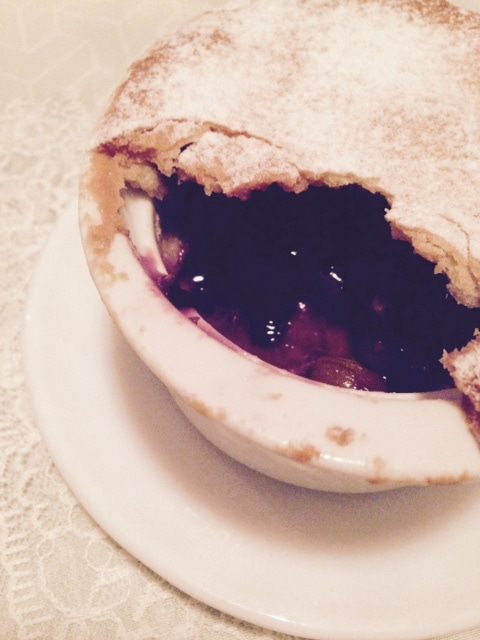 Фруктовый мини-пирог с виноградом