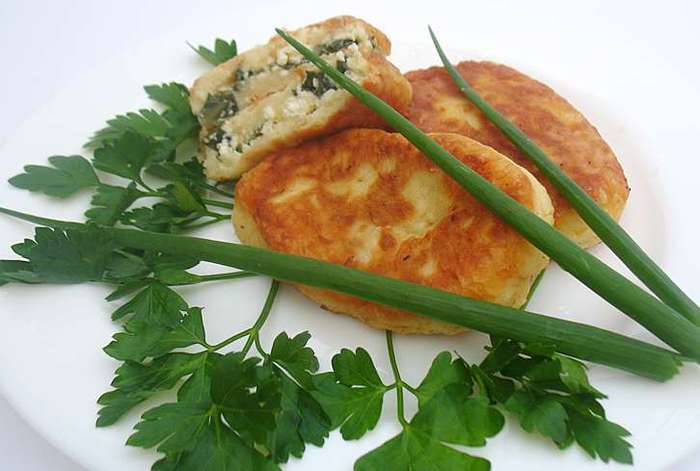 Заварные картофельные пирожки с начинкой