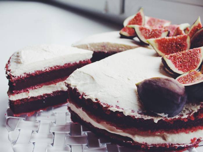 Красный бархатный торт (Red Velvet Cake)