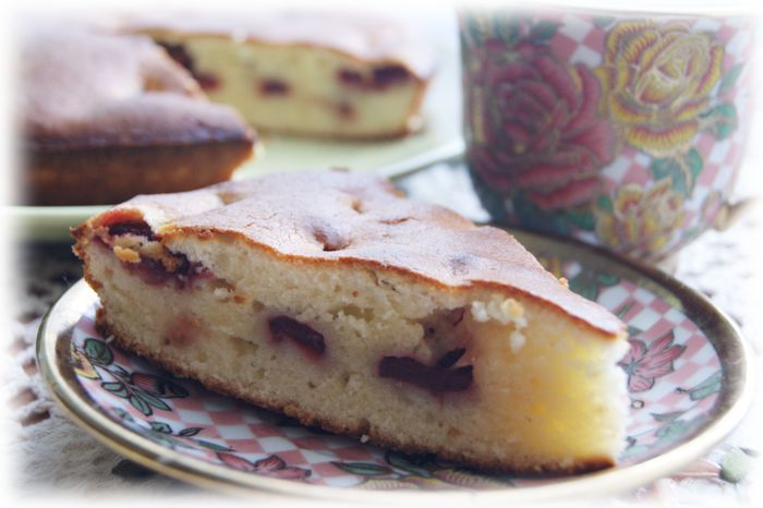 Сметанный пирог с клубникой