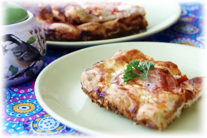 Сырный пирог с томатами