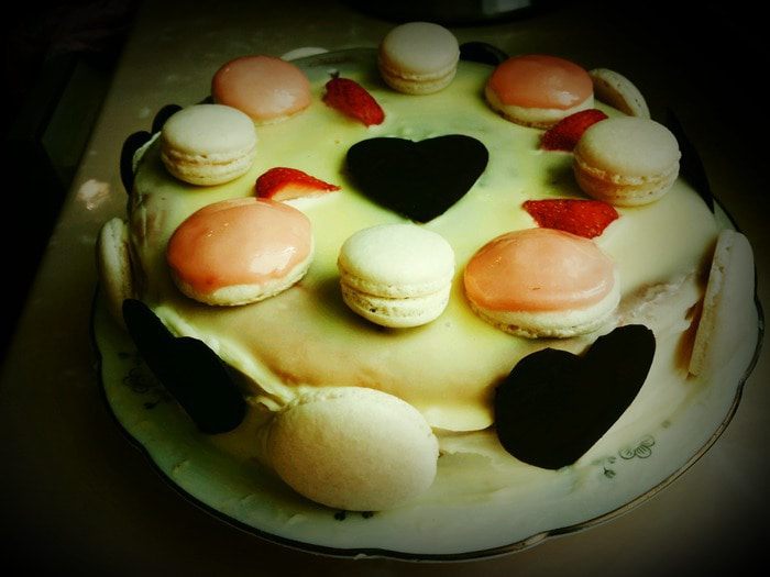 Бисквитный торт с макарони