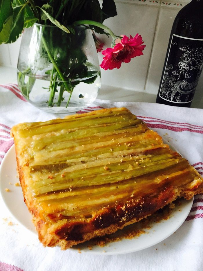 Мой пирог с ревенем или Upside down buttermilk cake with almond streusel