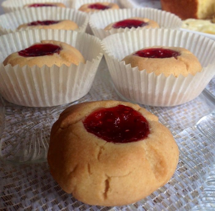 Печенье "Малиновые пещеры" (Hallongrottor)