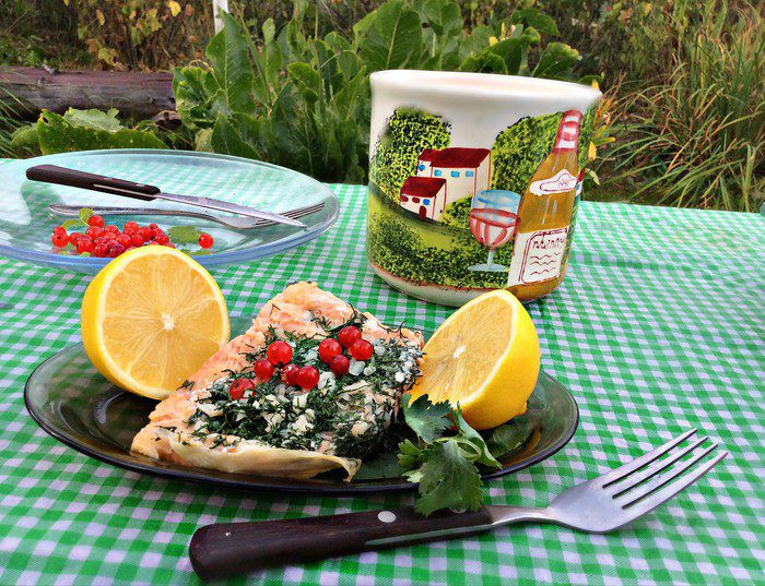 Рыба, запеченная в фольге на углях