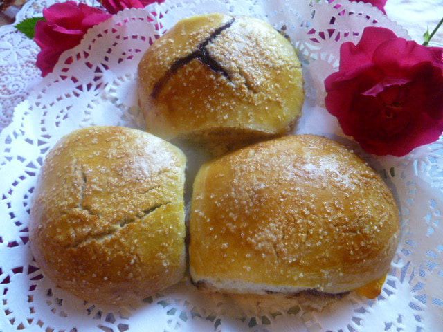Сладкие булочки на закваске