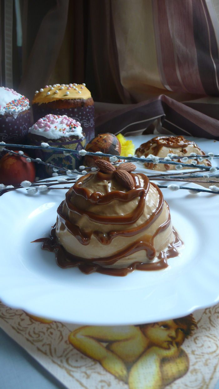 Творожная пасха с вареной сгущенкой